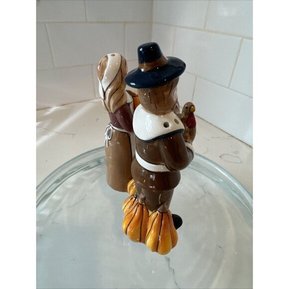 Blue Sky Ceramic Pilgrim Salt And Pepper Shaker Set Hand Painted - Picture 7 of 11